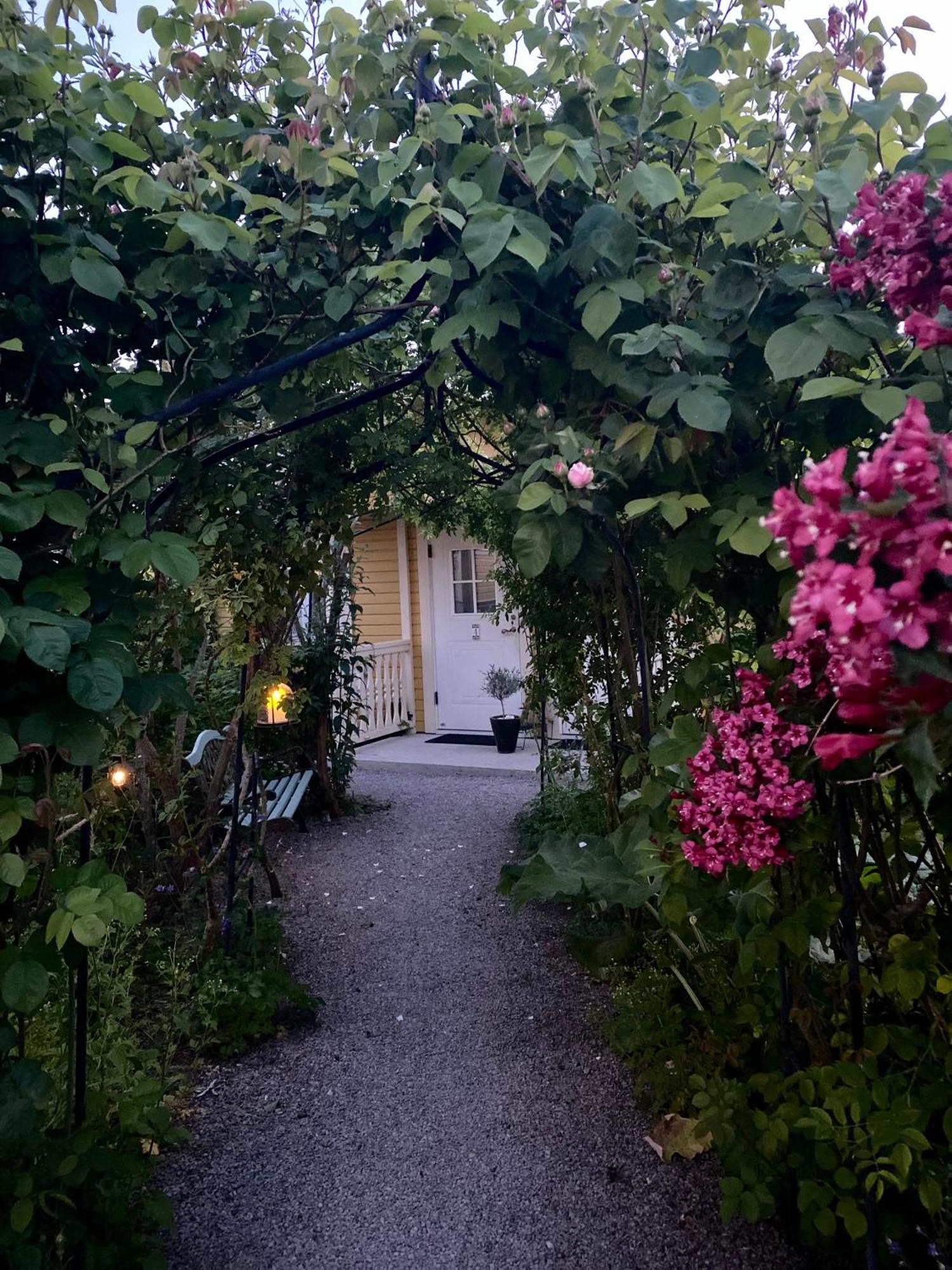 Villa Sol B&B And Hostel Borgholm Extérieur photo